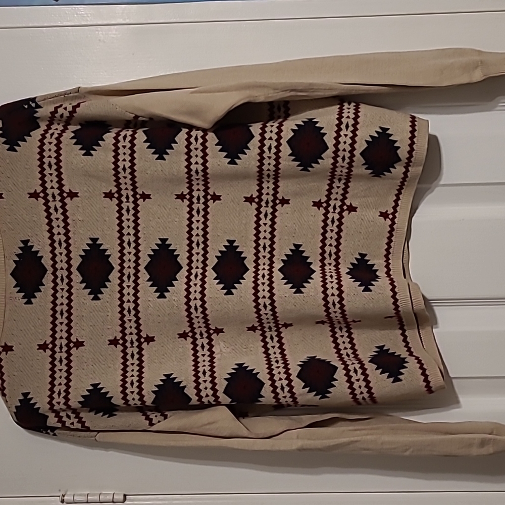 Geometric Print Patterned Sweater - Picture 4 of 4